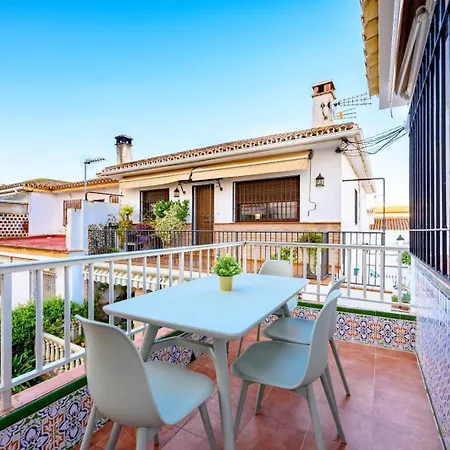 Ca La Abuela 2 Bed 1 Min From The Sea By 10tosea フエンヒロラ