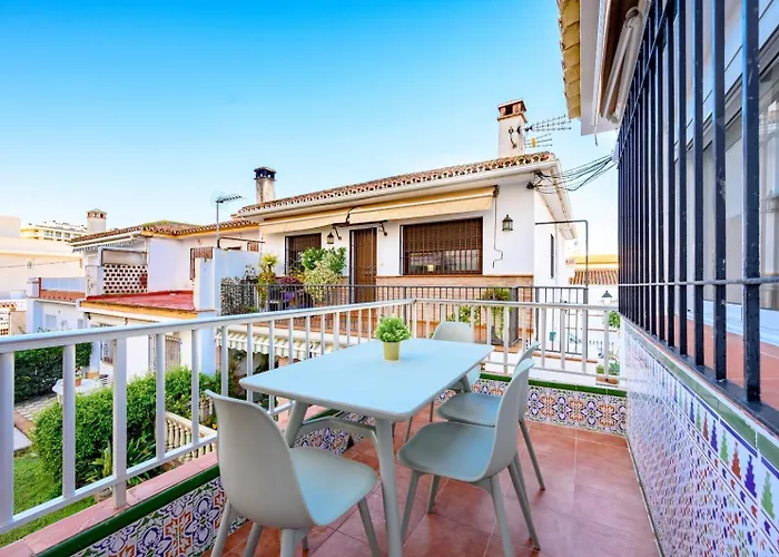 Ca La Abuela 2 Bed 1 Min From The Sea By 10tosea フエンヒロラ